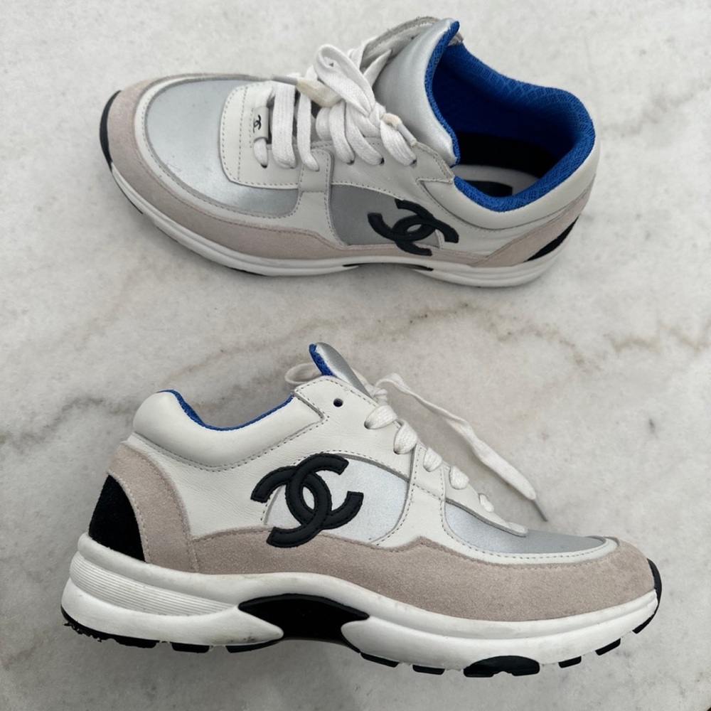 ❤️‼️SOLD‼️❤️ Chanel Suede Calfskin Sneakers Size 38